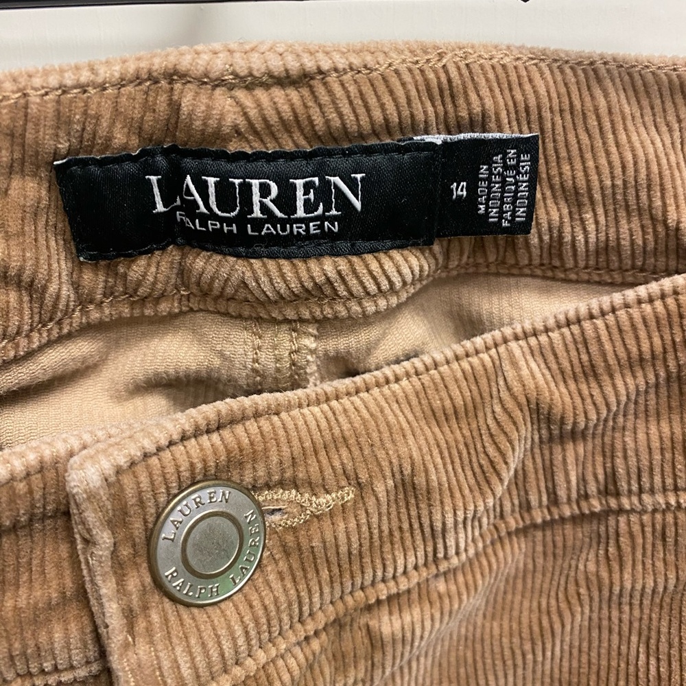 Ralph Lauren woman’s Corduroy Pants in Tan Brown - Picture 2 of 5